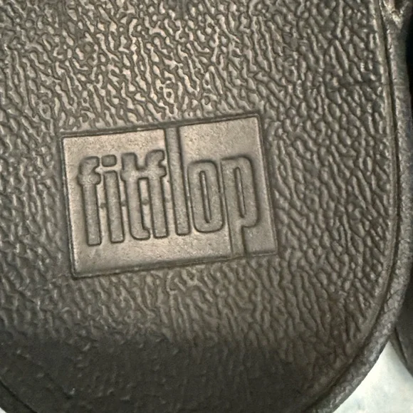 FitFlop 𖦹 Lulu SuperGlitz Double Strap Sequin Slide Sandals 𖦹 All Black 𖦹 9M - Picture 3 of 7